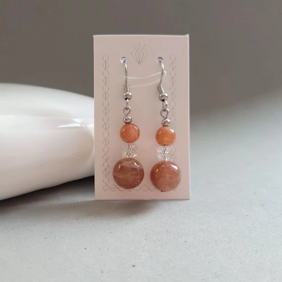 meseszép csillogó napkő fülbevaló