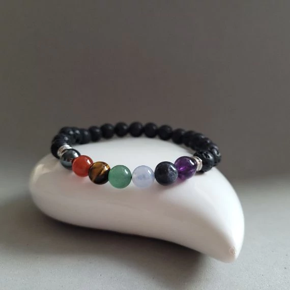 Lávaköves aromaterápiás csakrakarkötő