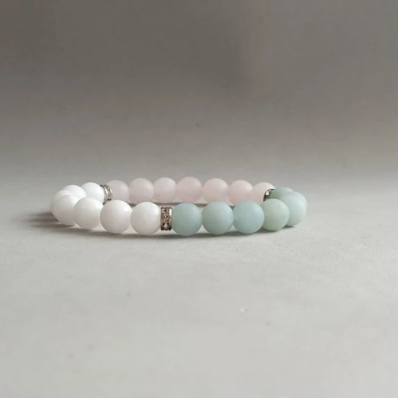 Matt felületű jade és rózsakvarc kakrötő